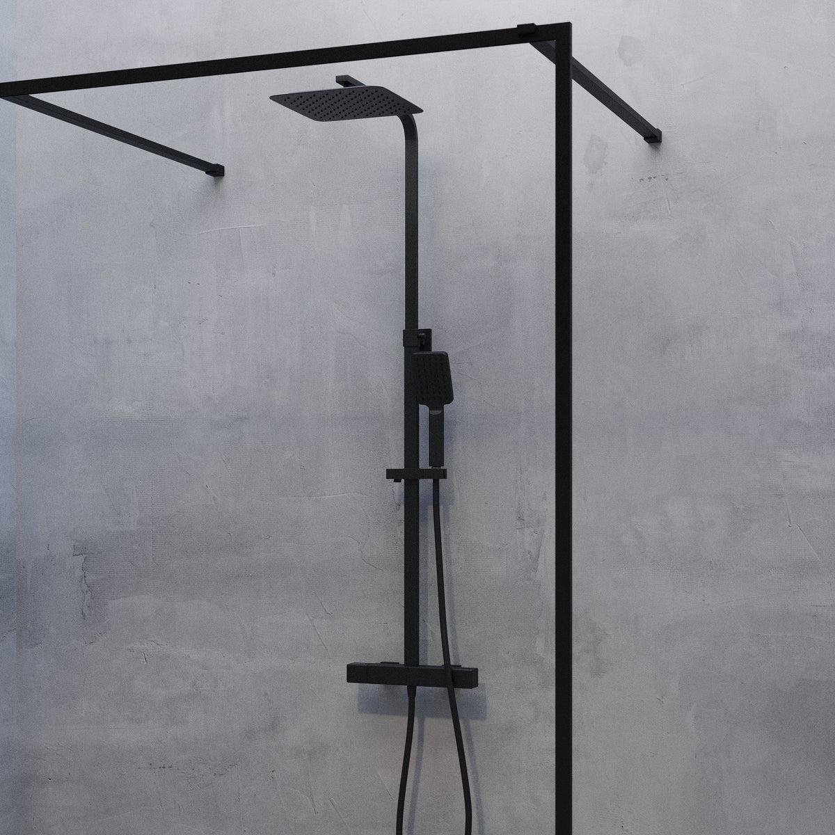 Næsby Takduschset m/Termostat blandare och 25 cm takdusch, 150 C/C - Takduschset - BATH DELUXE - EXCLUSIVE - 31 - 120 - 06 - 60 - 00 - BATHDELUXE SWEDEN