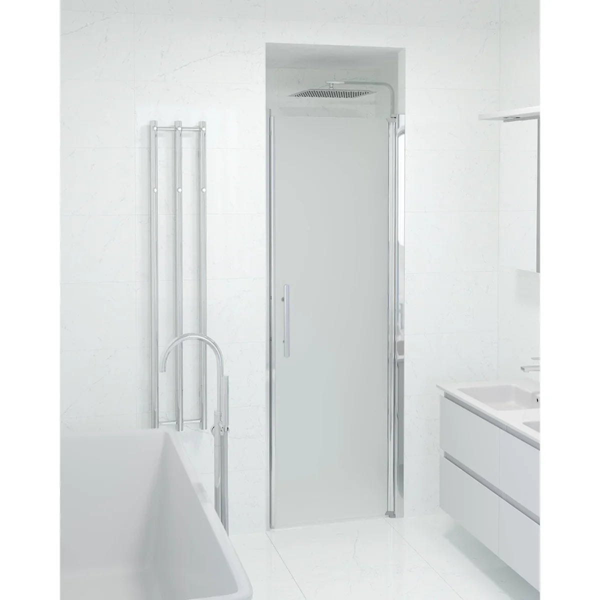 Vänern Niche Duschdörr, Frostat Glas, Krom Profil - Nischduschar - BATH DELUXE - PRESTIGE - 38 - 070 - 01 - 55 - 00 - BATHDELUXE SWEDEN