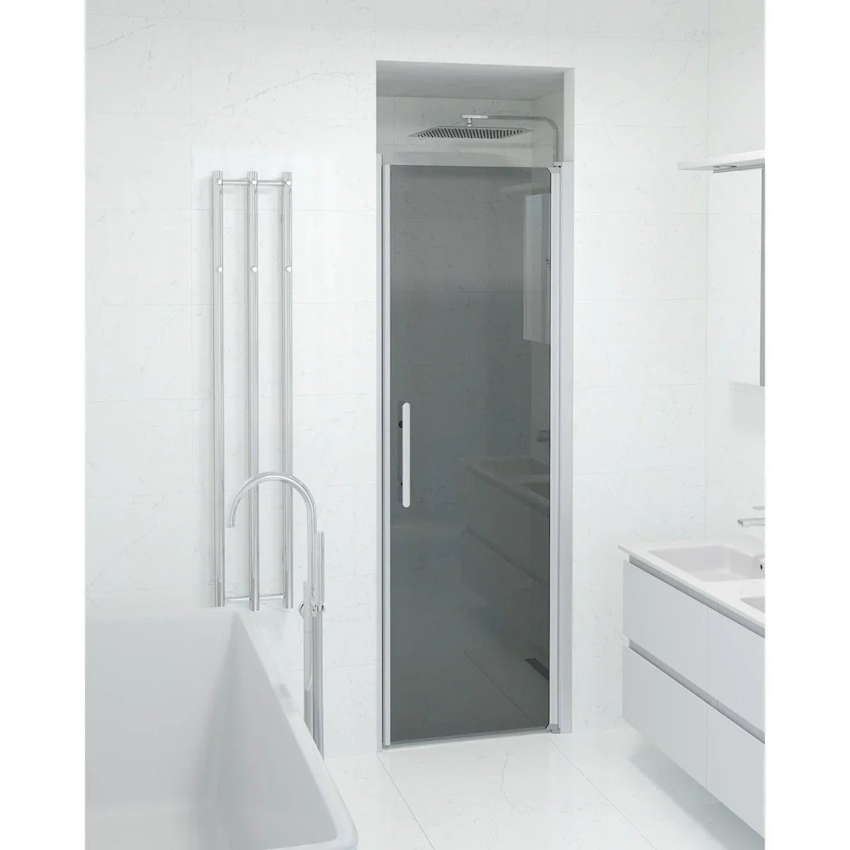 Vänern Niche Duschdörr, Rökfärgat Glas, Borstad Aluminium Profil - Nischduschar - BATH DELUXE - PRESTIGE - 38 - 070 - 02 - 56 - 00 - BATHDELUXE SWEDEN