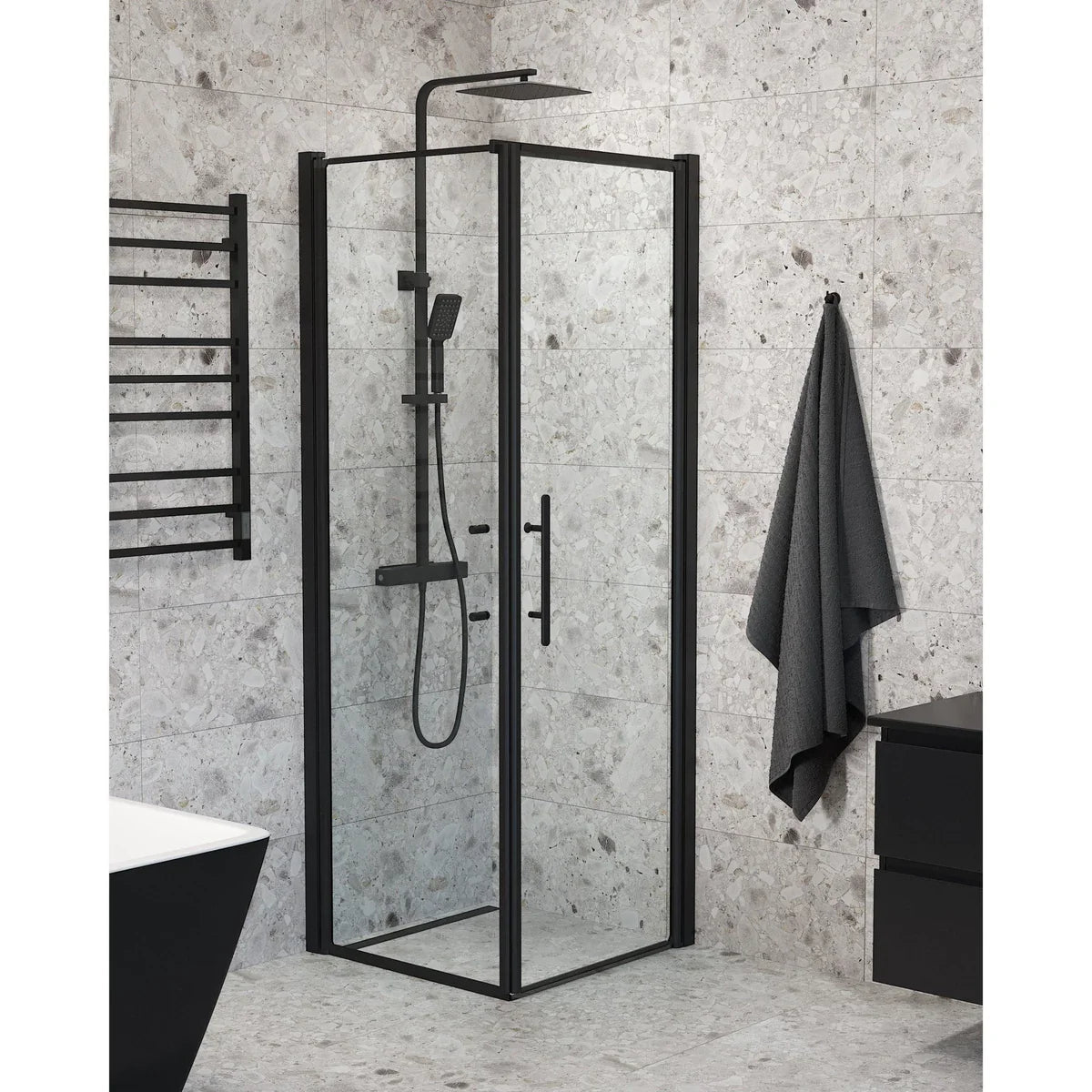 Vänern Duschhörn, Dörr + Vägg, Klarglas, Svart Profil - Duschhörna - BATH DELUXE - PRESTIGE - 40 - 707 - 00 - 50 - 00 - BATHDELUXE SWEDEN