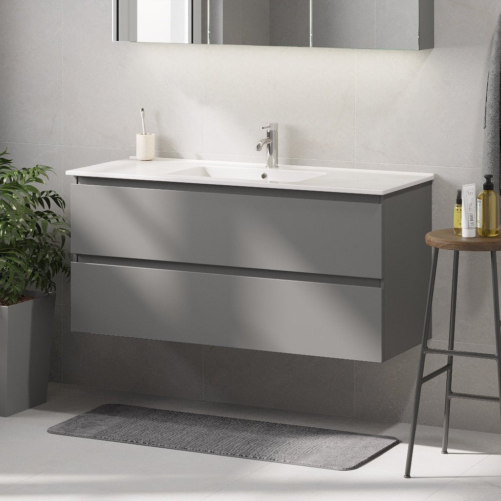 Badrumsmöbel med klassisk integrerad front - 120x46x57 cm - Matt grå - Porslin tvättställ - Saltnes - Tvättställsskåp - Bath Deluxe - 73-120-50-03-42 - BATHDELUXE SWEDEN