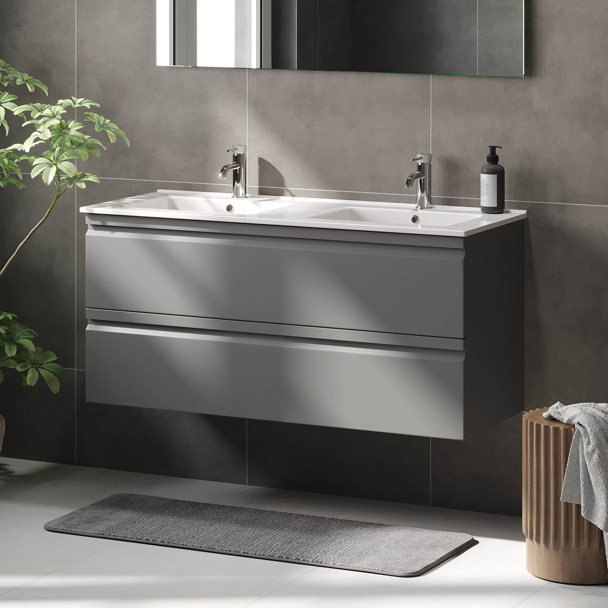 Badrumskommod med modern integrerad front - 120x46x57 cm - Matt grå - Porslin tvättställ - Klokkarvik - Tvättställsskåp - Bath Deluxe - 74-120-01-03-00 - BATHDELUXE SWEDEN