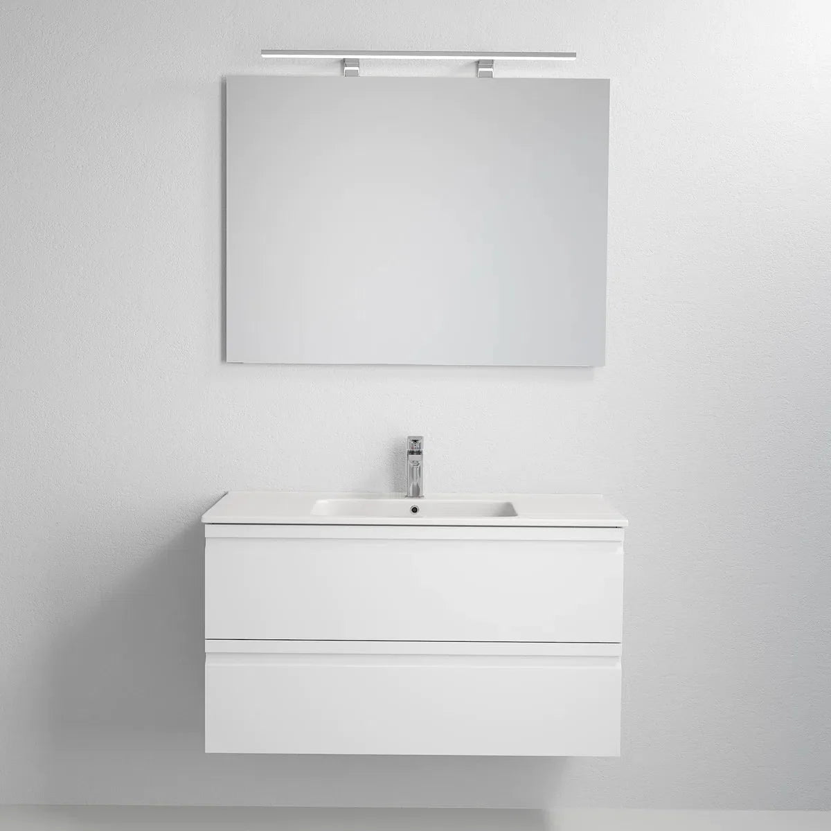 Klokkarvik Badrumsmöbel, Vit Högblank - Tvättställsskåp - BATH DELUXE - PRESTIGE - 74 - 120 - 01 - 11 - 00 - BATHDELUXE SWEDEN