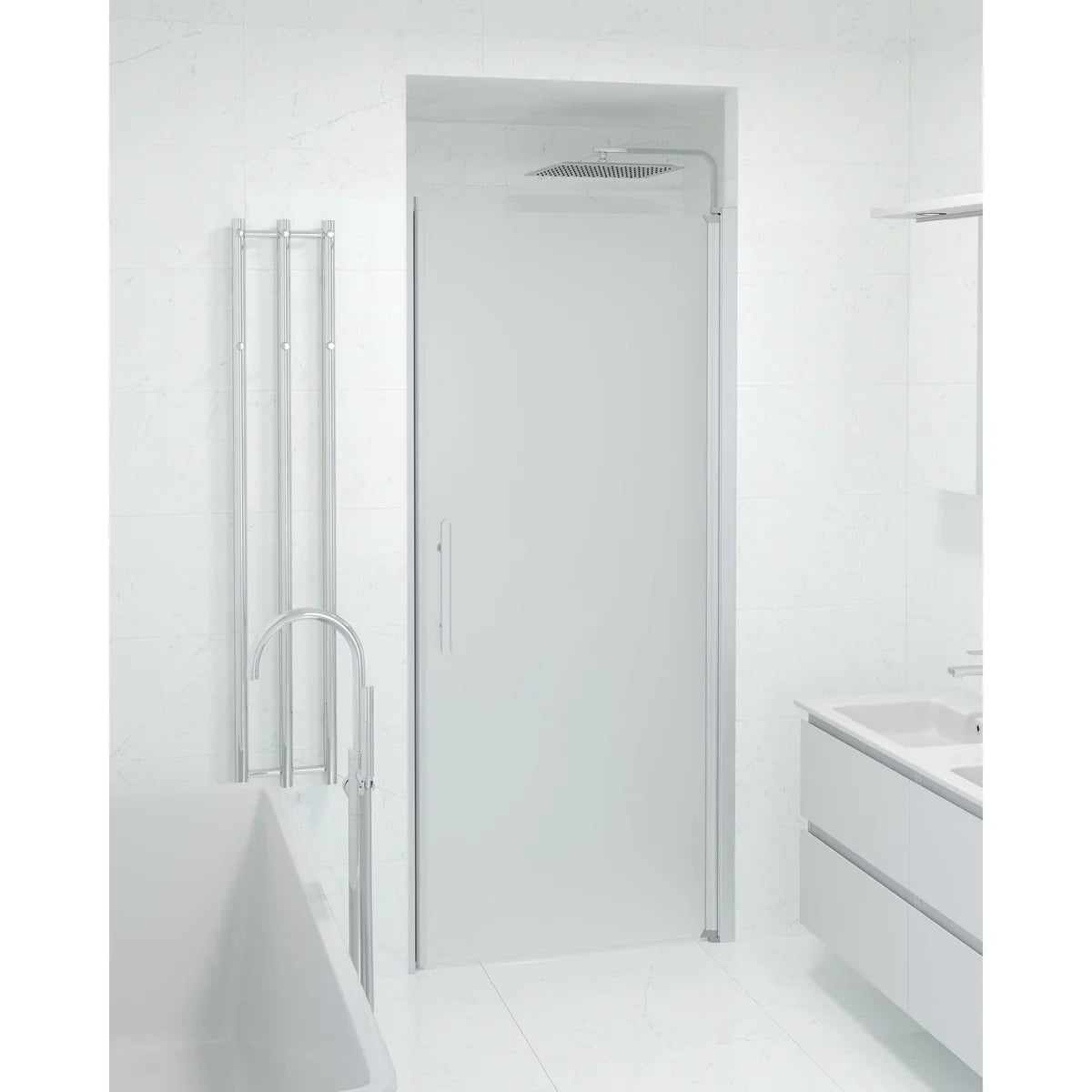 Vänern Niche Duschdörr, Frostat Glas, Borstad Aluminium Profil