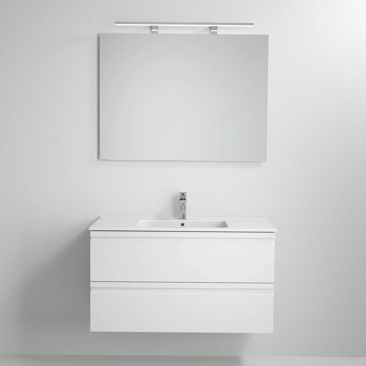 Klokkarvik Badrumsmöbel, Vit Matt - Tvättställsskåp - BATH DELUXE - PRESTIGE - 74 - 100 - 01 - 01 - 00 - BATHDELUXE SWEDEN