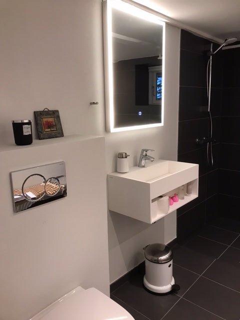 Fornæs LED spegel, Rektangulär - Speglar - BATH DELUXE - EXCLUSIVE - 01 - 120 - 07 - 58 - 00 - BATHDELUXE SWEDEN