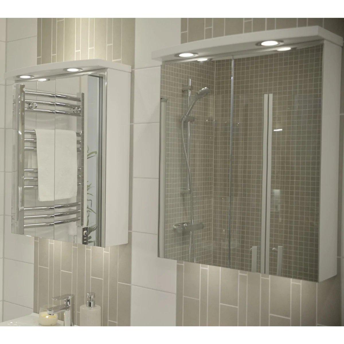 Fredrikstad Spegelskåp med LED belysning, Rund, Vit Matt - Spegelskåp - BATH DELUXE - PRESTIGE - 02 - 050 - 01 - 01 - 00 - BATHDELUXE SWEDEN