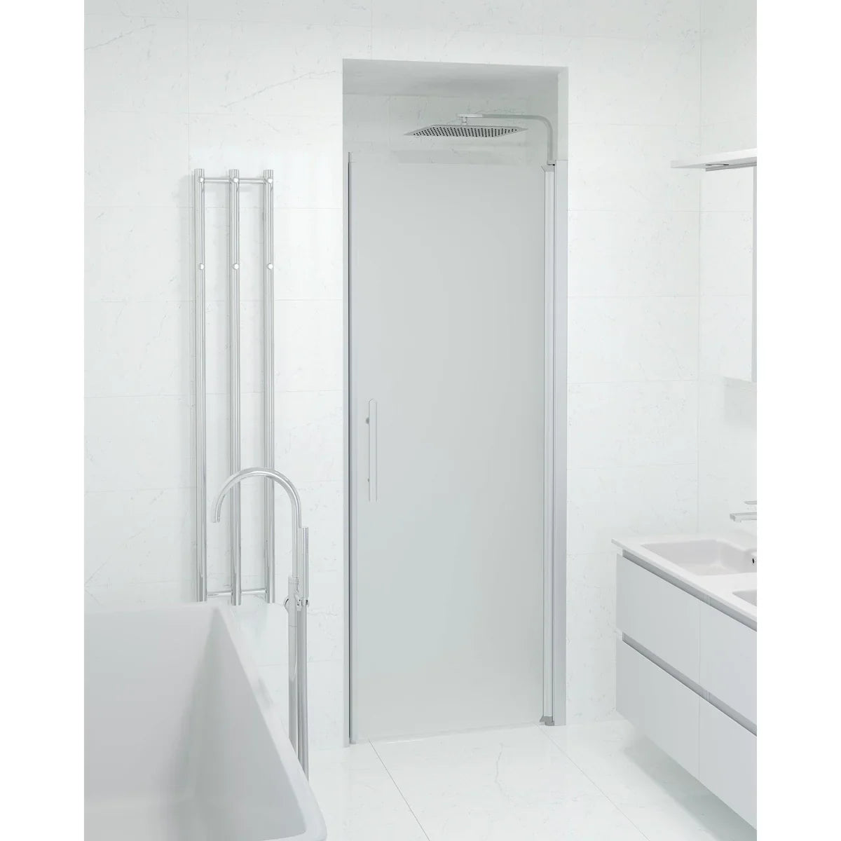 Vänern Niche Duschdörr, Frostat Glas, Borstad Aluminium Profil