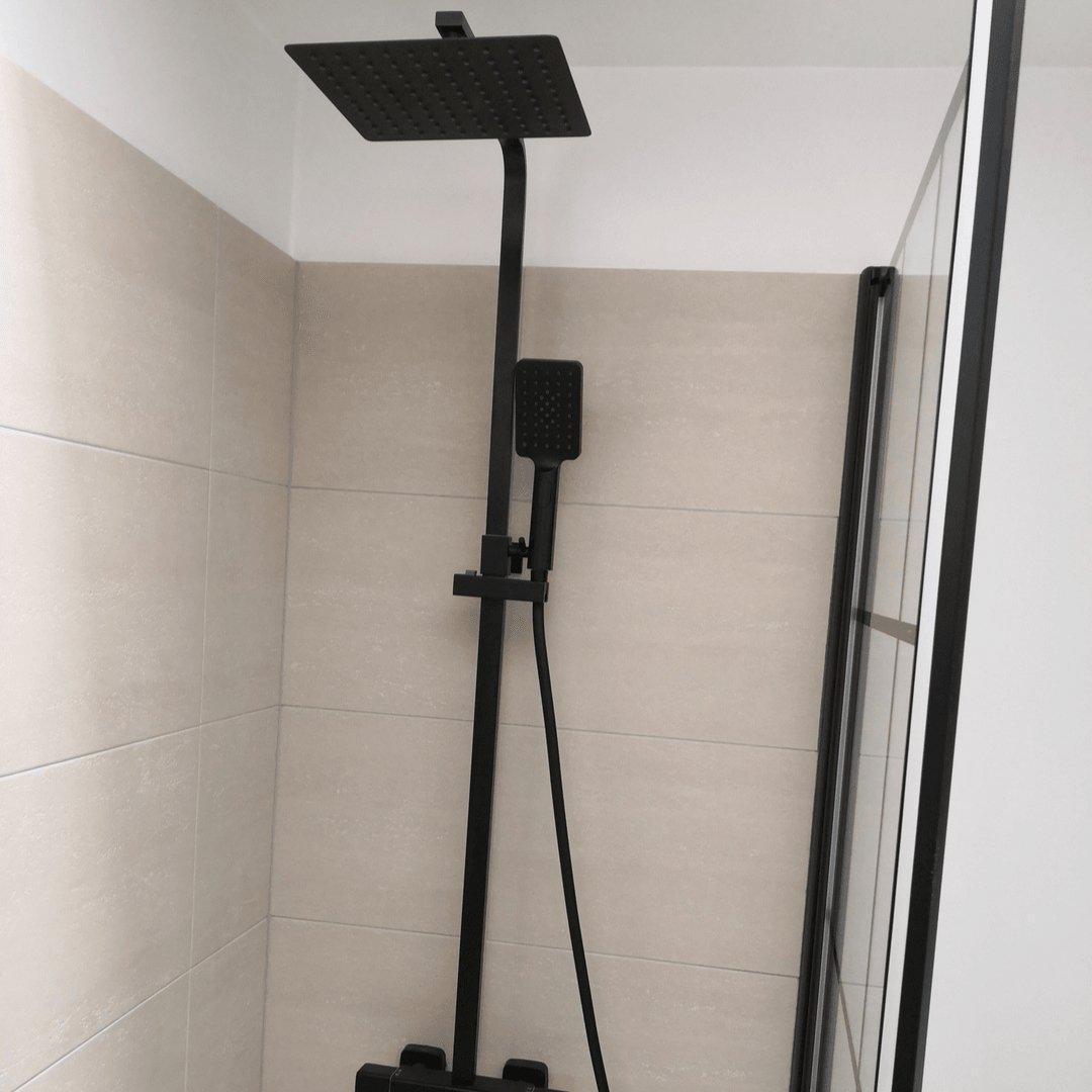 Næsby Takduschset m/Termostat blandare och 25 cm takdusch, 150 C/C
