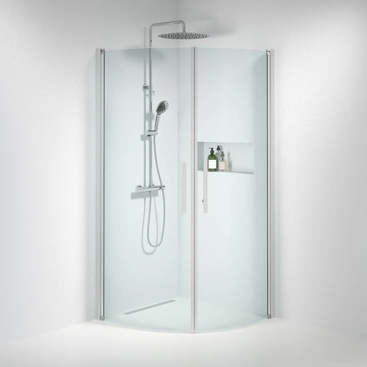 Vänern Duschhörn, Rund, Klarglas, Borstad Aluminium Profil - Duschhörna - BATH DELUXE - PRESTIGE - 35 - 901 - 67 - 50 - 00 - BATHDELUXE SWEDEN