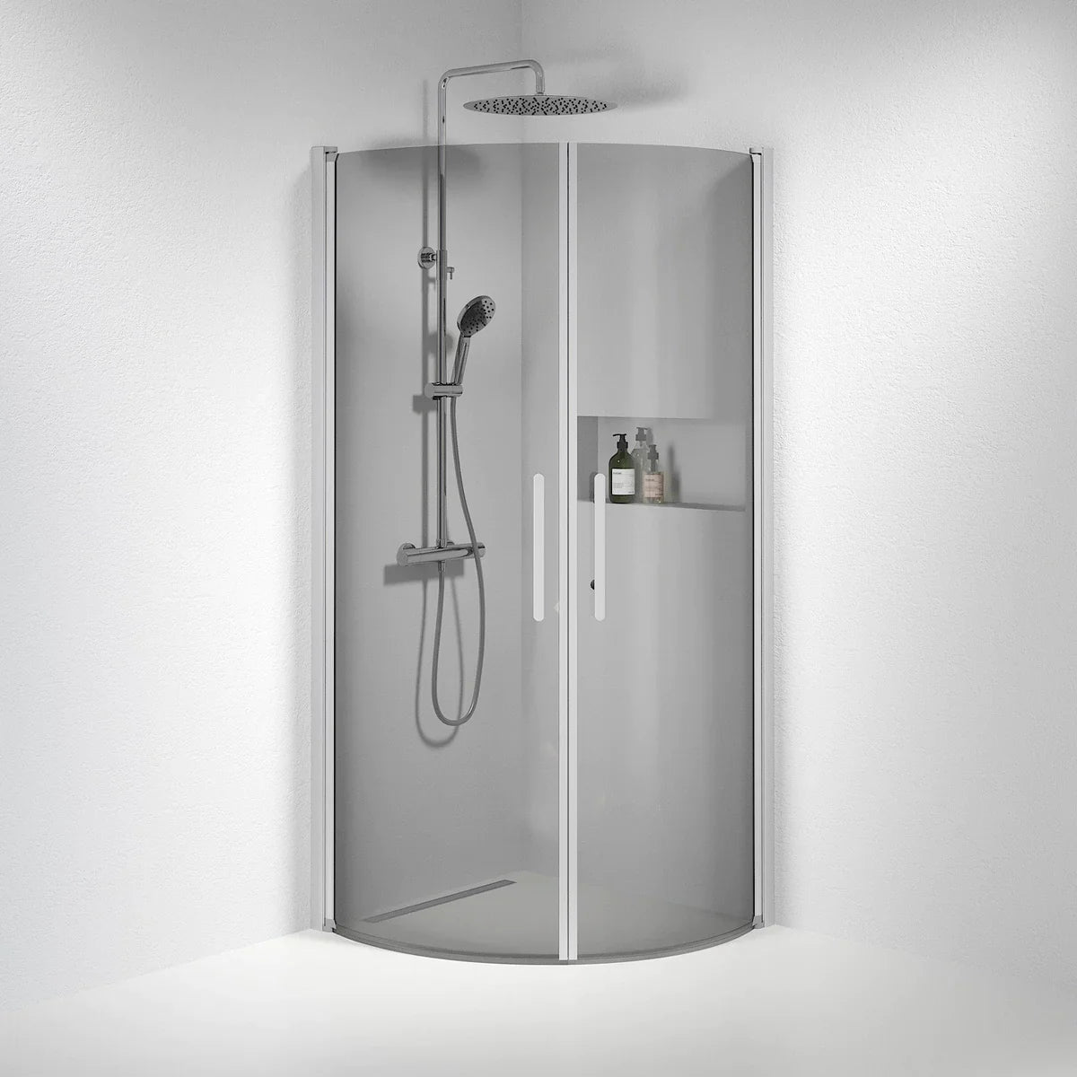 Vänern Duschhörn, Rund, Rökfärgat Glas, Borstad Aluminium Profil - Duschhörna - BATH DELUXE - PRESTIGE - 35 - 809 - 67 - 56 - 00 - BATHDELUXE SWEDEN